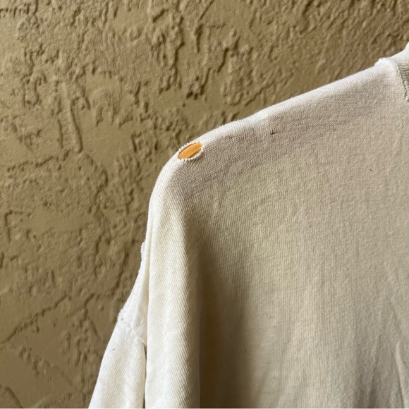 White Graphic Men's T-Shirt - Picture 6 of 10